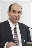 ياسر ثابت